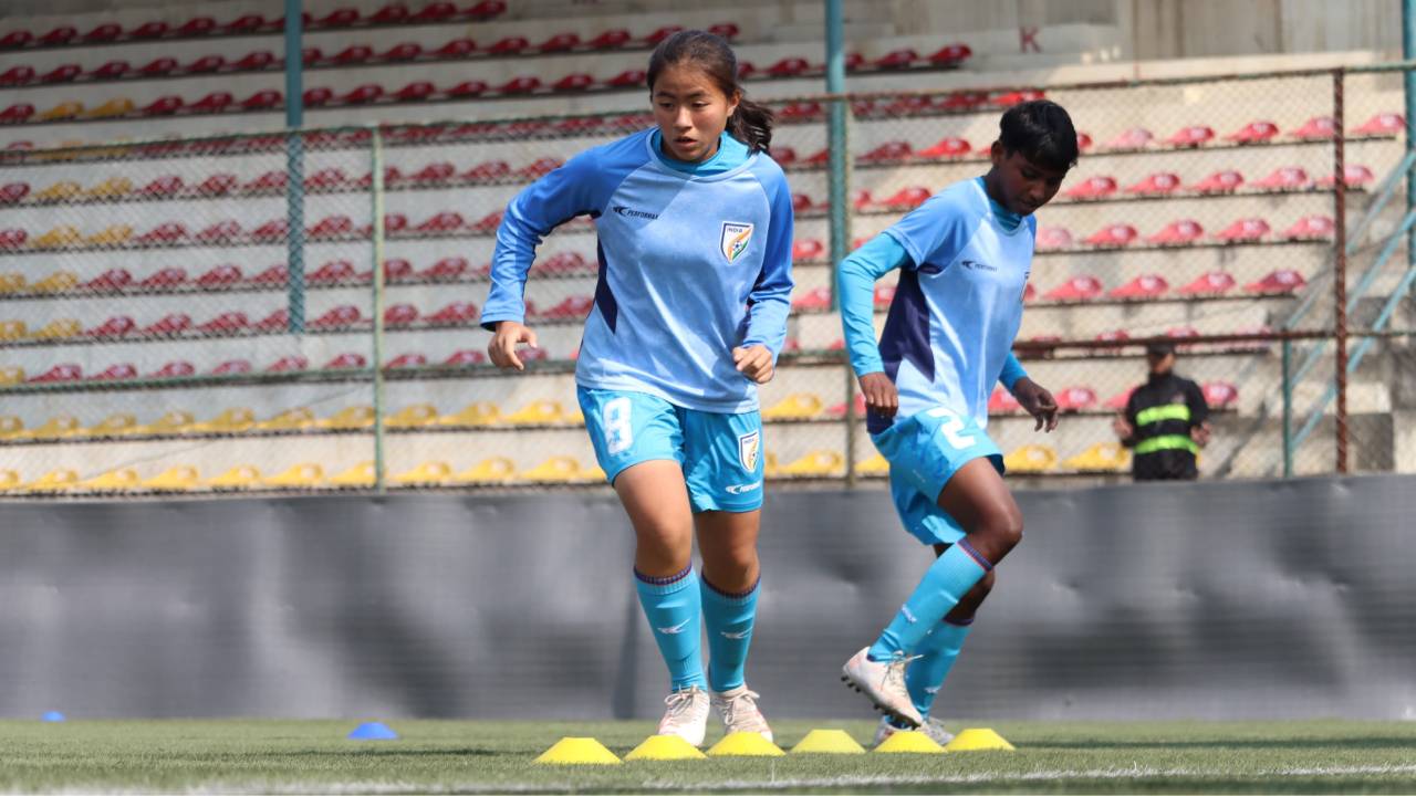 Best Football Training Drills &amp; Exercises to Ace Football